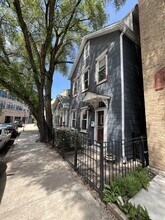 2010 W Concord Pl in Chicago, IL - Building Photo - Building Photo