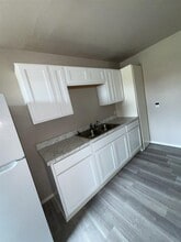 1315 SW E Ave in Lawton, OK - Building Photo - Building Photo