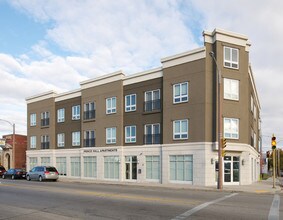 Prince Hall Village in Milwaukee, WI - Foto de edificio - Building Photo