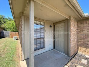 1118 Landsdale Ln in Fort Worth, TX - Building Photo - Building Photo