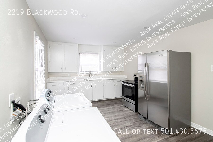 2219 Blackwood Rd in Little Rock, AR - Building Photo