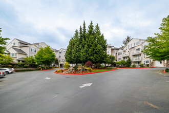 First Green Condominiums in Mukilteo, WA - Building Photo - Building Photo