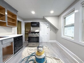 173 Elm St in Braintree, MA - Building Photo - Building Photo