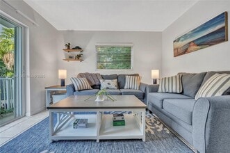 1129 Pebble Beach Ln in Duck Key, FL - Building Photo - Building Photo