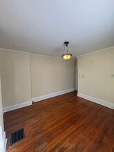 526 E Sycamore St in Columbus, OH - Building Photo - Building Photo