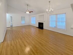 3015 Greenway Ave in Richmond, VA - Building Photo - Building Photo