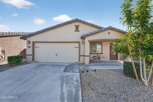 25815 W Coles Rd in Buckeye, AZ - Building Photo
