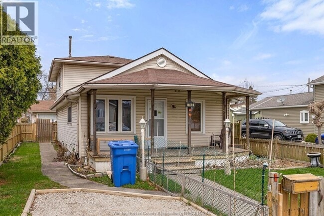 716 Alexandrine St in Windsor, ON - Building Photo - Building Photo