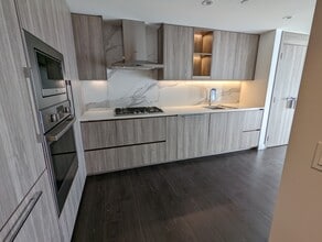 9887 Whalley Blvd in Surrey, BC - Building Photo - Building Photo