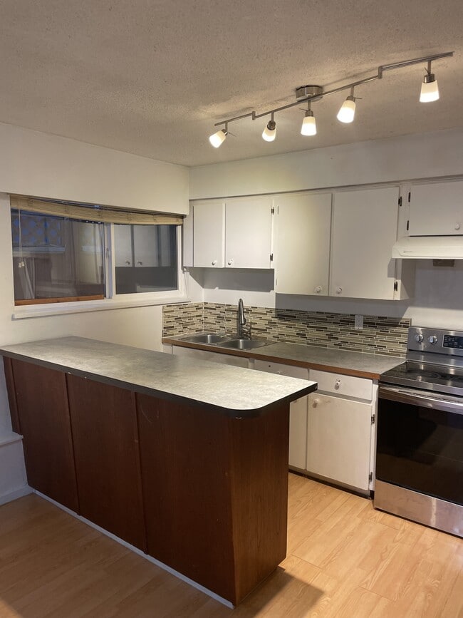 6056 Fleming St in Vancouver, BC - Building Photo - Building Photo