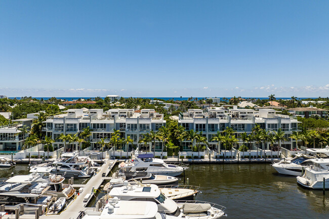 Delray Beach Yacht Club in Delray Beach, FL - Building Photo - Building Photo