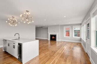 176 Winthrop Shore Dr in Winthrop, MA - Building Photo - Building Photo