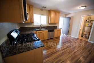 3693 Alder Ave in South Lake Tahoe, CA - Building Photo - Building Photo