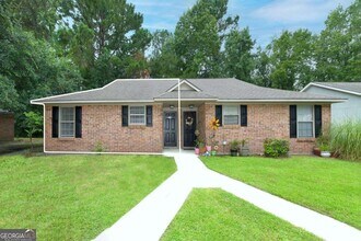 426 Admiral's Walk Dr in St. Marys, GA - Building Photo - Building Photo