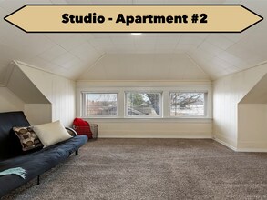 903 Highland Ave, Unit Unit #2 in Bremerton, WA - Building Photo - Building Photo