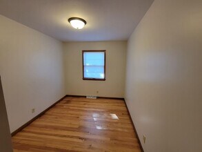 41 Spencer Cir in Council Bluffs, IA - Building Photo - Building Photo