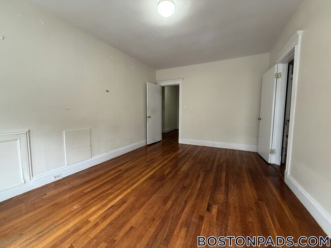 231-235 Park Dr