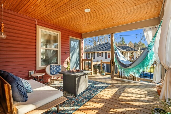 695 Reed St in Asheville, NC - Building Photo - Building Photo