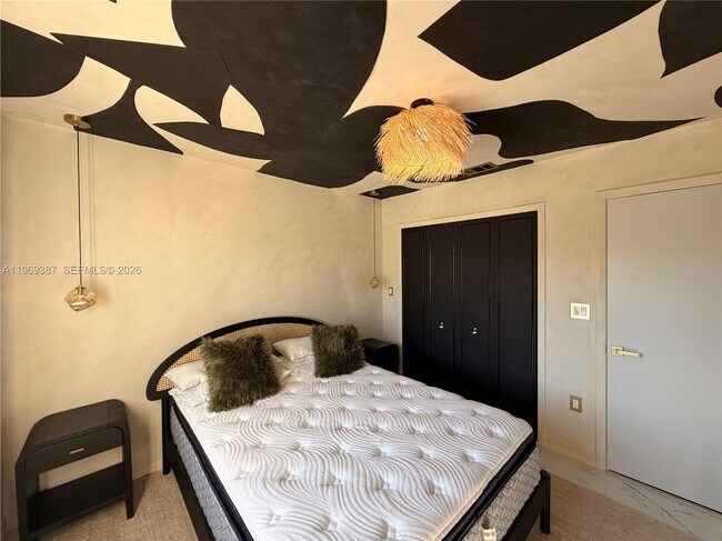 14617 SW 167th Terrace in Miami, FL - Foto de edificio - Building Photo