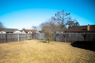 6927 Huntington Woods Cir N in Jacksonville, FL - Building Photo - Building Photo