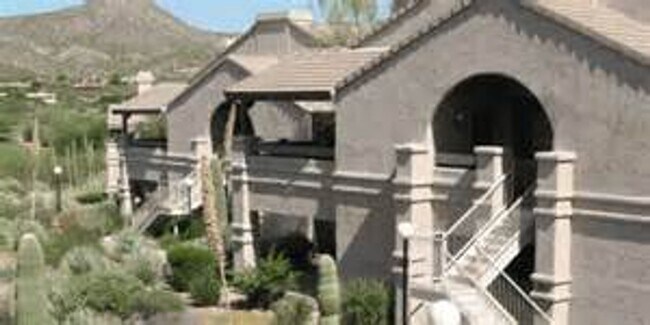 101 S Players Club Dr in Tucson, AZ - Foto de edificio - Building Photo