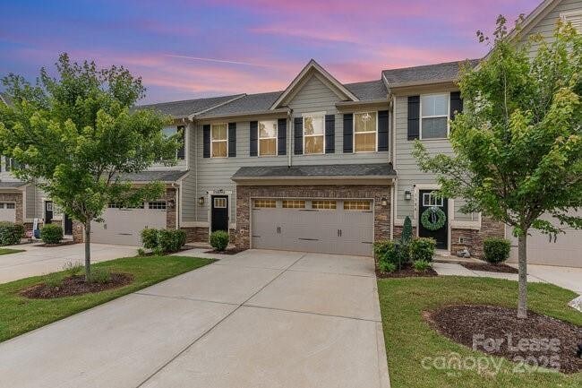 property at 138 Lanyard Dr
