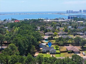 8665 El Paseo St in Navarre, FL - Building Photo - Building Photo