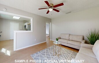 5914 Wilmar Rd W in Jacksonville, FL - Building Photo - Building Photo
