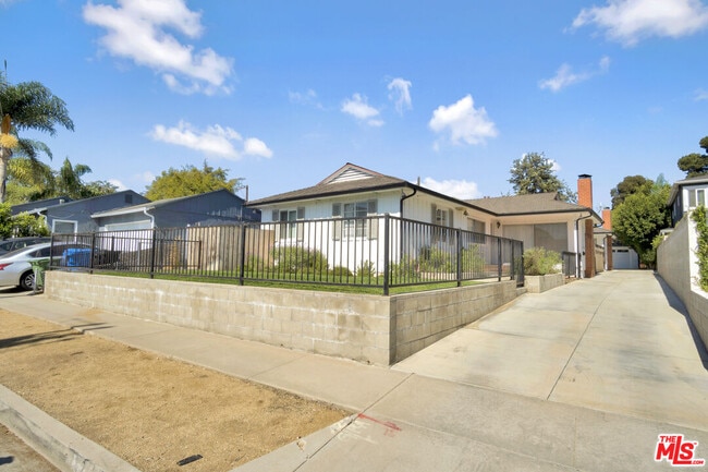 4214 Ince Blvd in Culver City, CA - Building Photo - Building Photo
