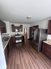 841 East St in New Britain, CT - Building Photo - Building Photo