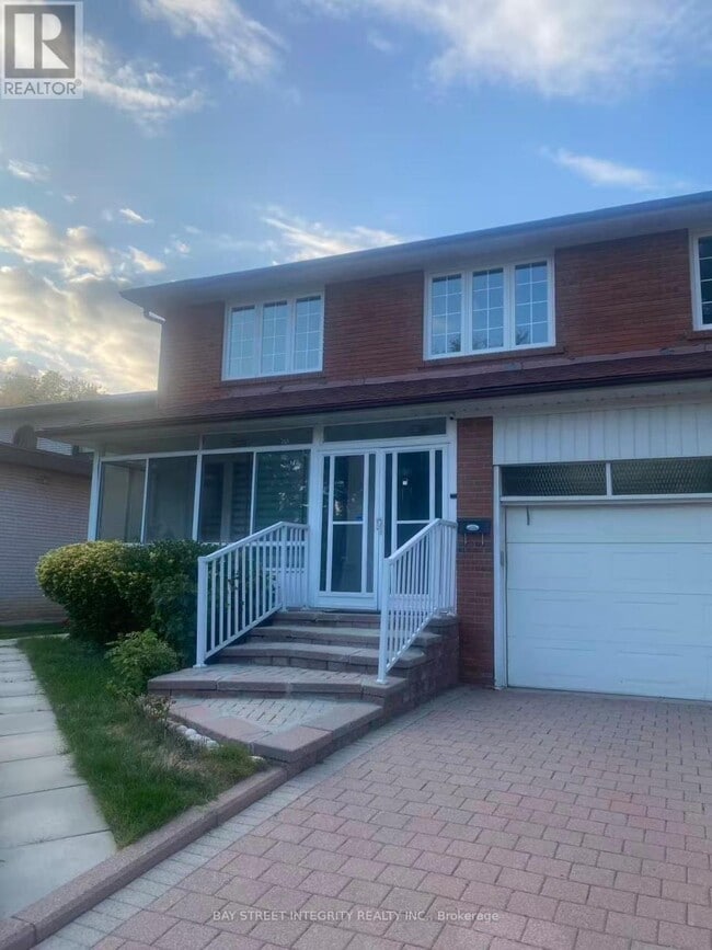 property at 34 Clovercrest Rd