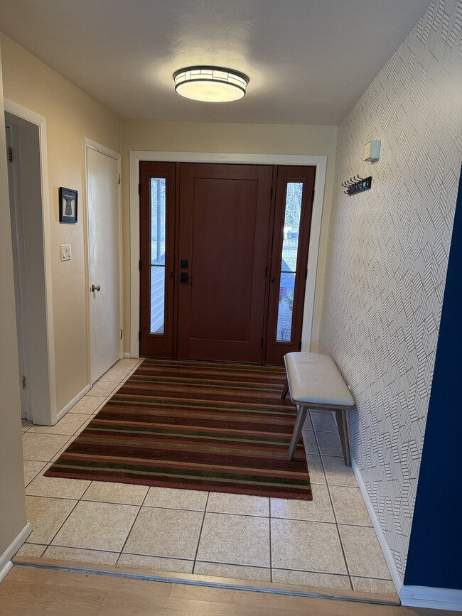 18 Cricklewood Cir in State College, PA - Building Photo - Building Photo