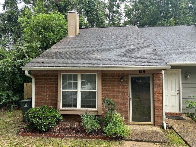 property at 123 S Whetherbine Way