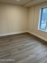77 Memorial Pkwy in Atlantic Highlands, NJ - Building Photo - Building Photo