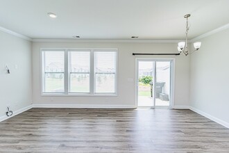 412 Yellow Fox Rd in Greer, SC - Building Photo - Building Photo