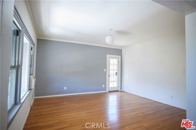 property at 1271 Wilton Pl