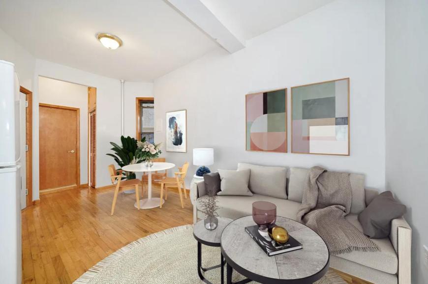 454 9th Ave in New York, NY - Building Photo