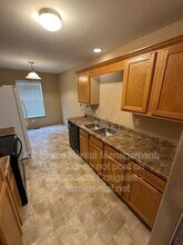 8710 N Cleveland Ave in Kansas City, MO - Building Photo - Building Photo