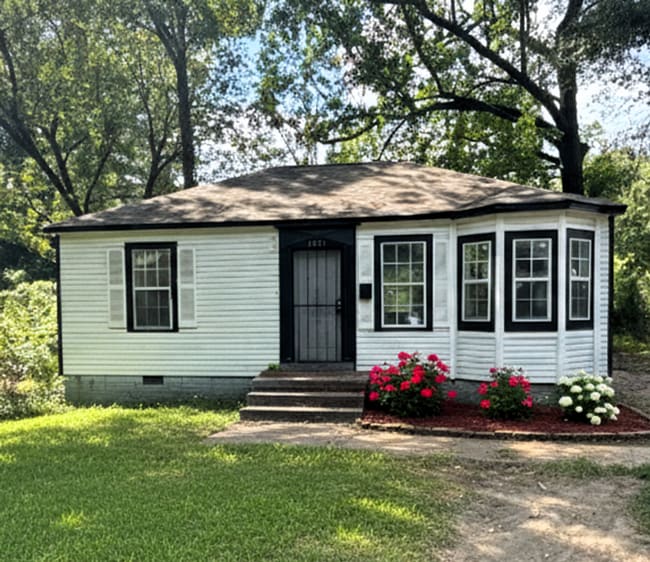 property at 1077 Parkland Rd
