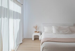 20645 Roscoe Blvd, Unit E in Winnetka, CA - Foto de edificio - Building Photo