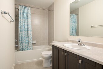 3159 Lula Rd in Burlington, ON - Building Photo - Building Photo