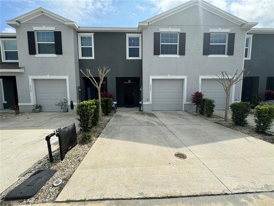 5337 Loblolly Ln in Wildwood, FL - Building Photo