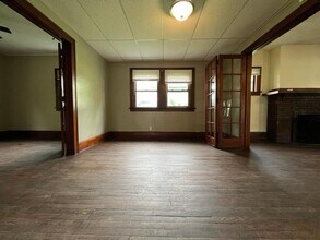 614 E Broadway St in South Bend, IN - Building Photo - Building Photo