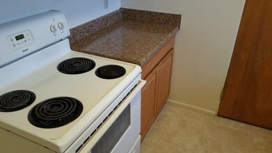 415 2nd Ave E, Unit 27 in Twin Falls, ID - Building Photo - Building Photo