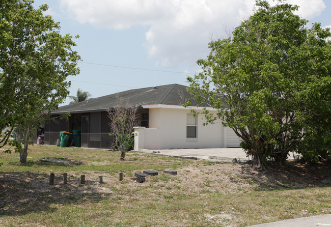 1969 46th Ter SW in Naples, FL - Building Photo - Building Photo