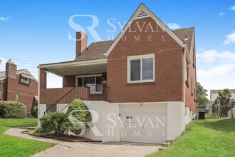 1737 Maine Ave in West Mifflin, PA - Building Photo - Building Photo