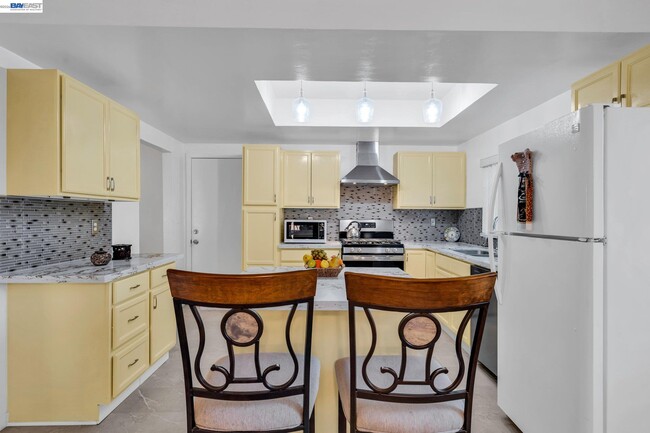 1810 Boxwood Dr in Concord, CA - Building Photo - Building Photo