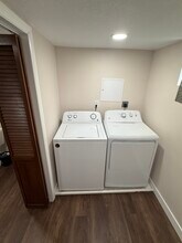 2827 Wood St in Ames, IA - Building Photo - Building Photo