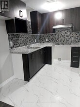 92 Yardley Cres in Brampton, ON - Building Photo - Building Photo