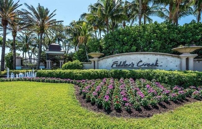 9224 Campanile Cir in Naples, FL - Building Photo - Building Photo